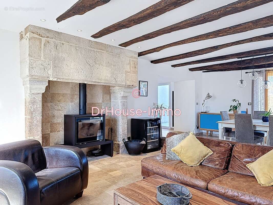 Maison à COULOUNIEIX-CHAMIERS