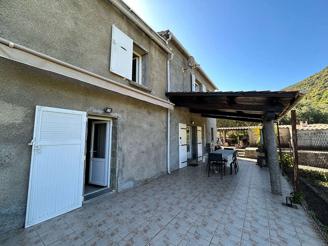 Maison à CAMPILE