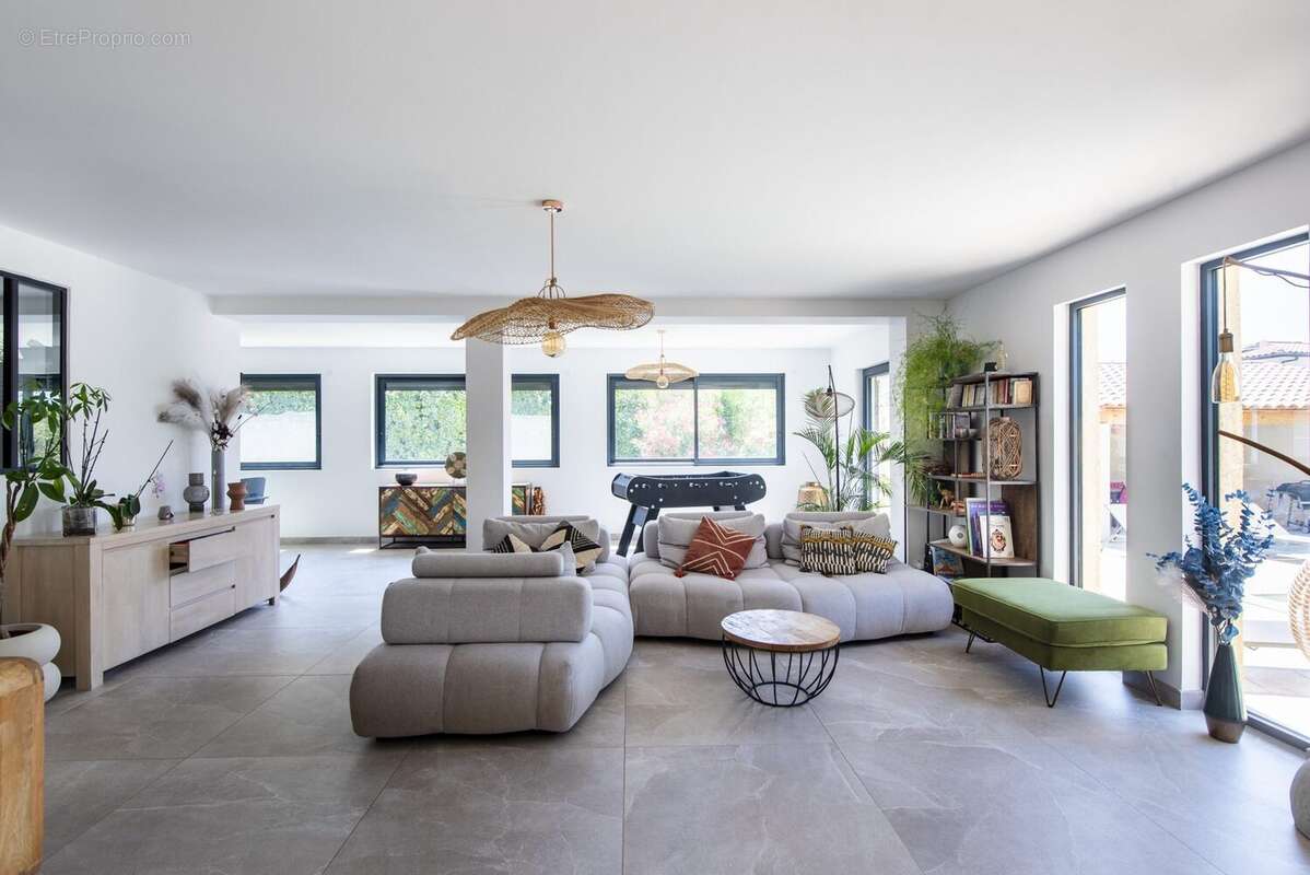 Maison 170 m² à Salon-De-Provence  - photo 5