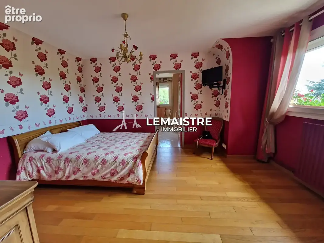 Maison à vendre - proche St-Romain - 199 m² - Sous-sol complet - jardin et verger - photo 8
