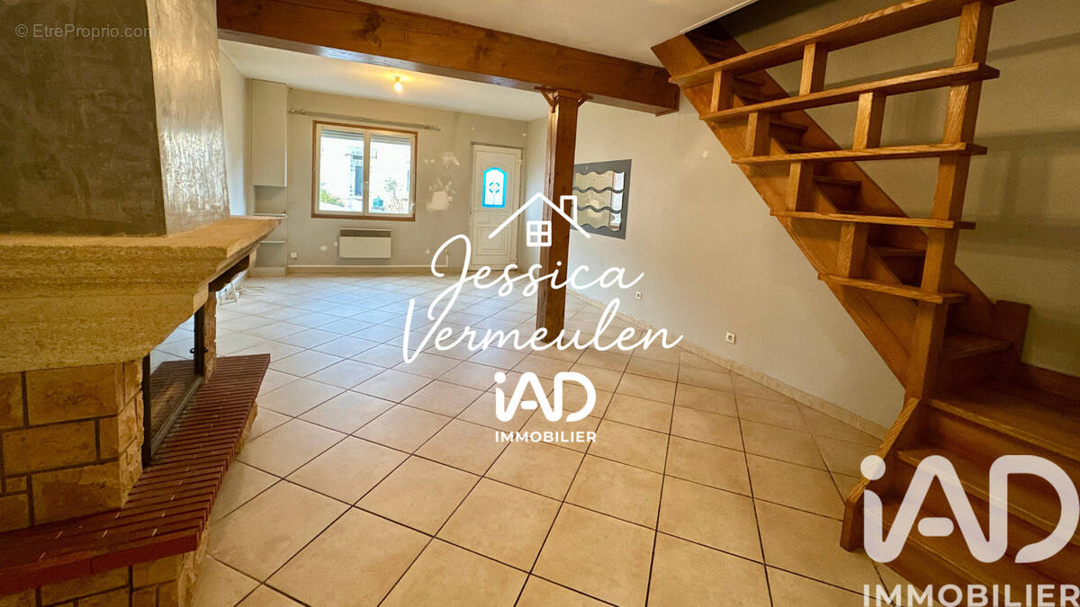 Photo 1 - Maison à ISBERGUES