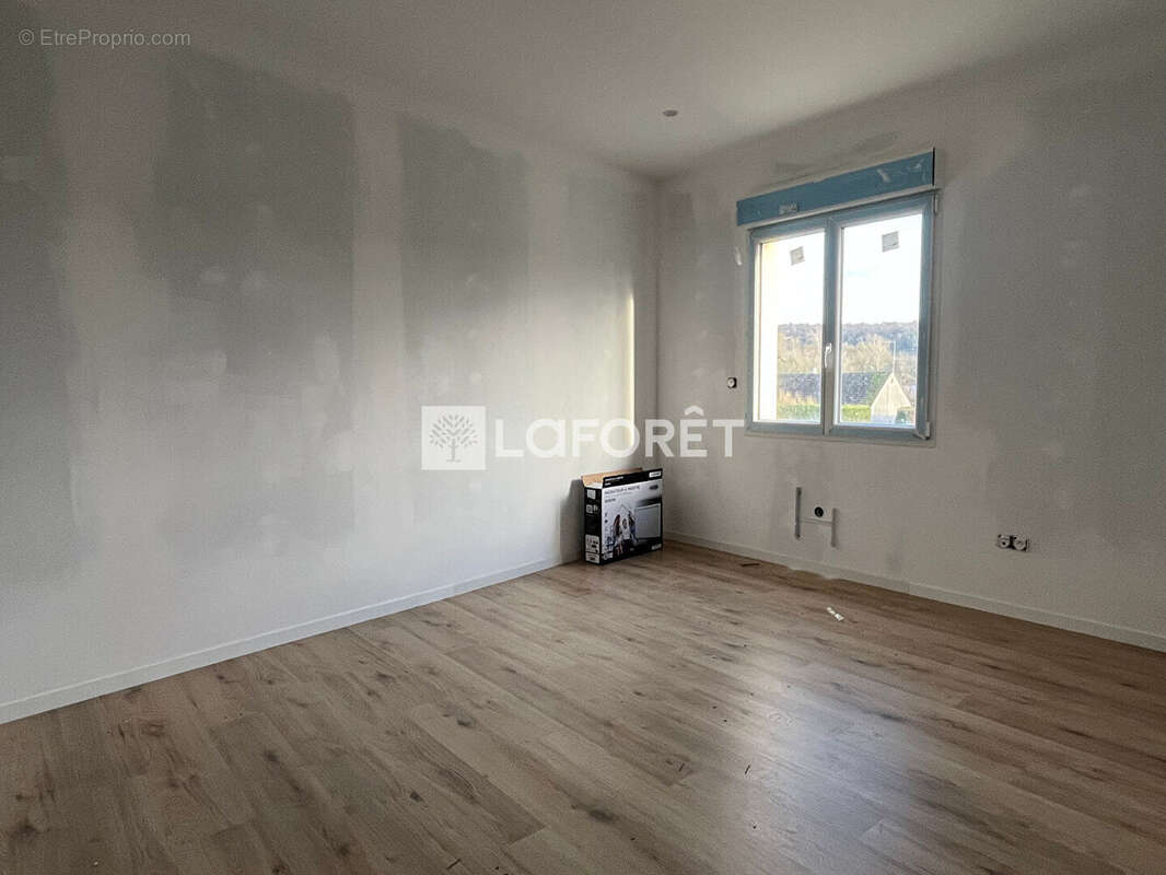 Maison à HONDAINVILLE