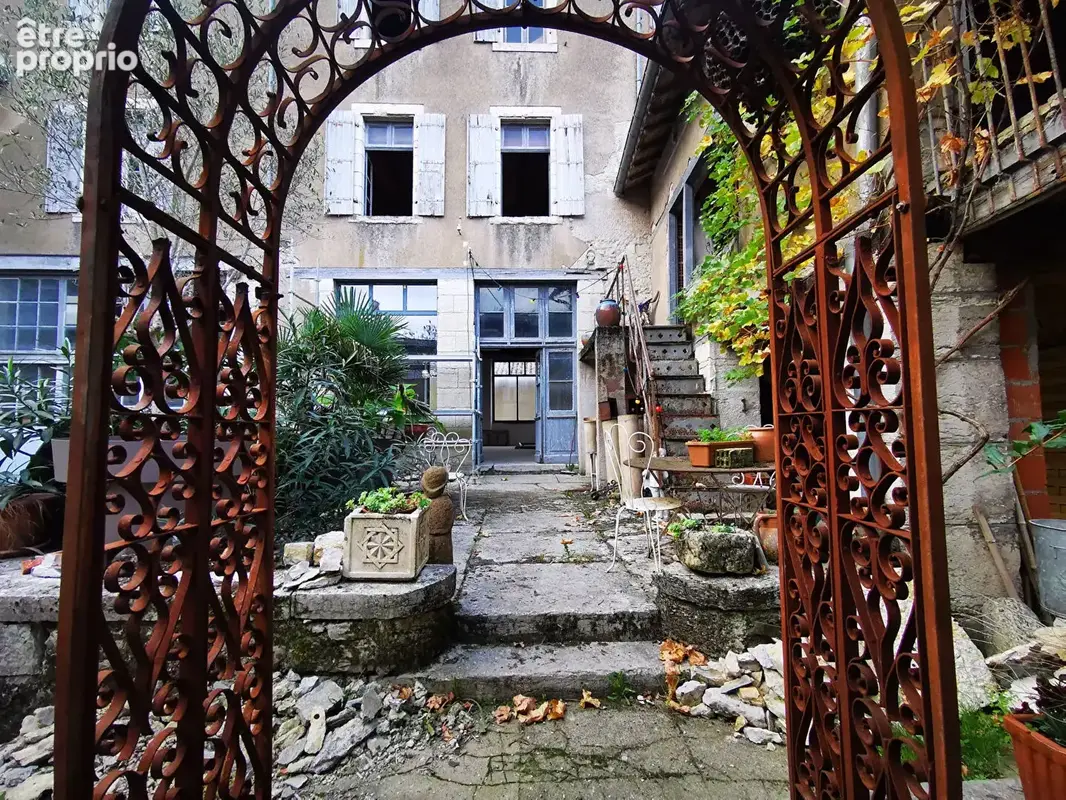 Maison à CAUSSADE