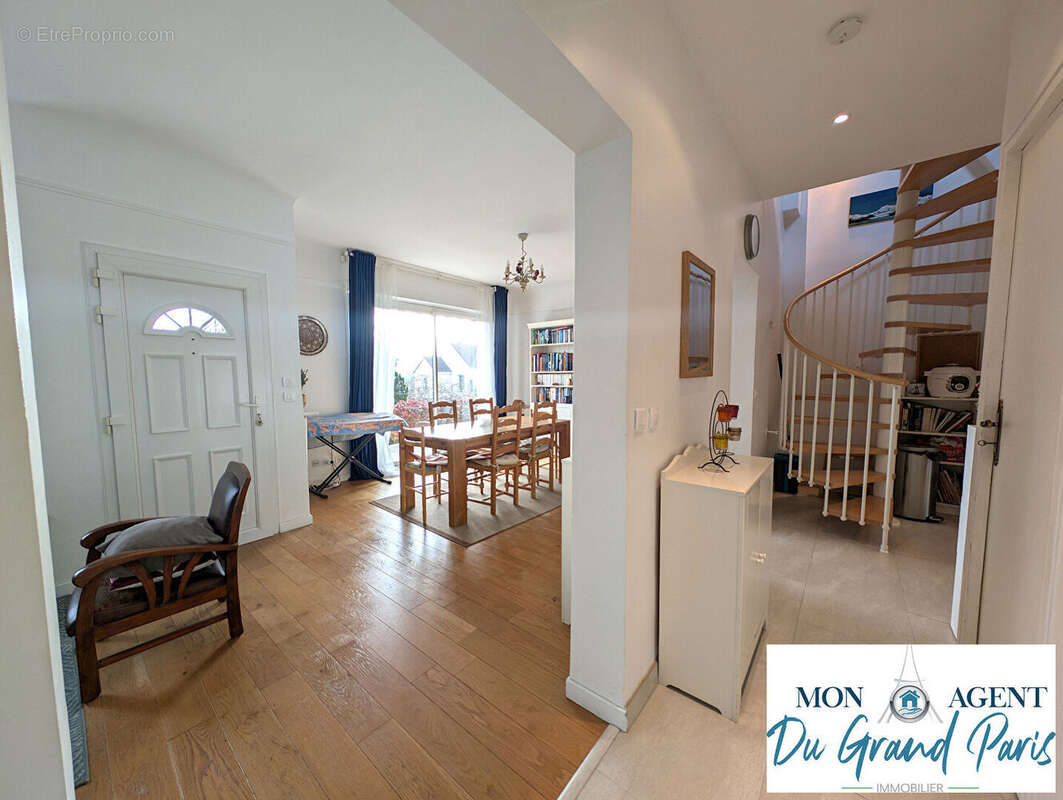 Maison de 115m2 + sous-sol total - Vauhallan Plateau de Saclay - photo 6