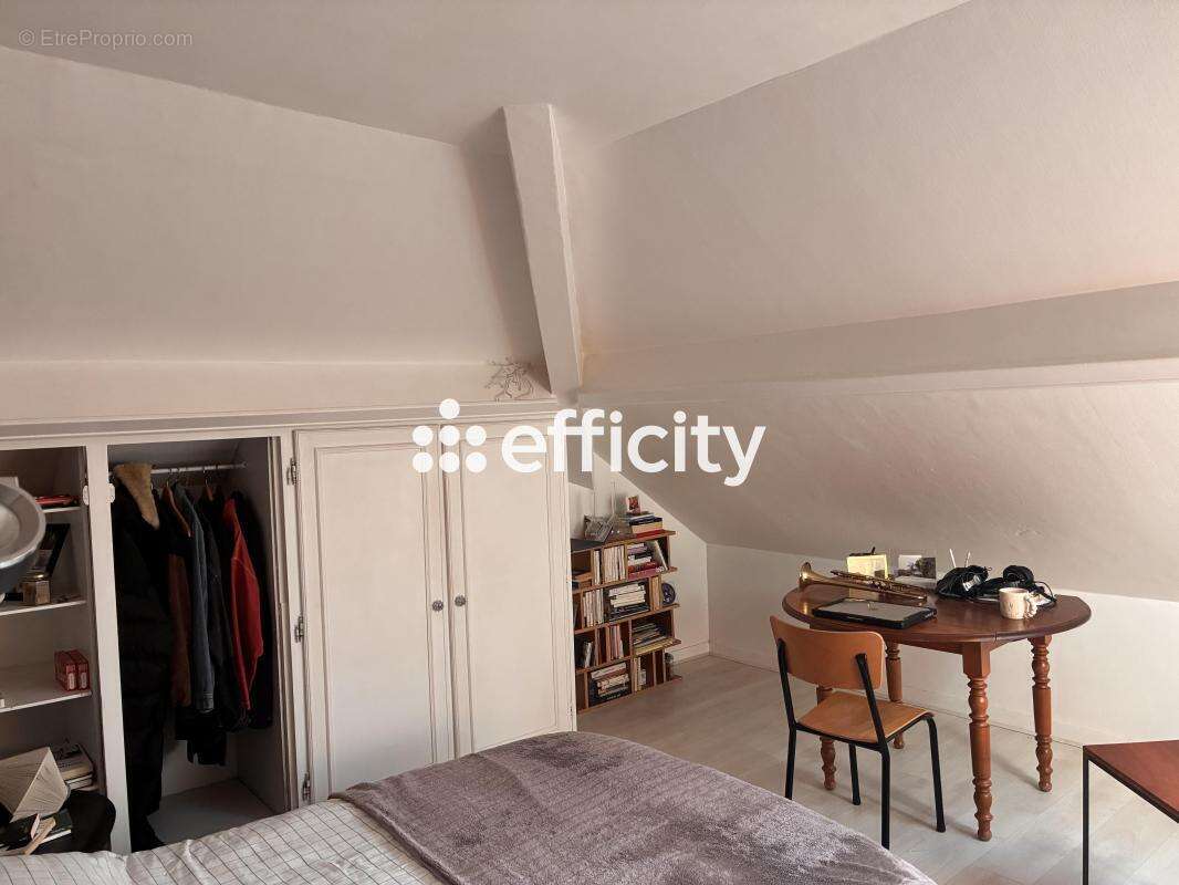 Maison à MARLY-LA-VILLE