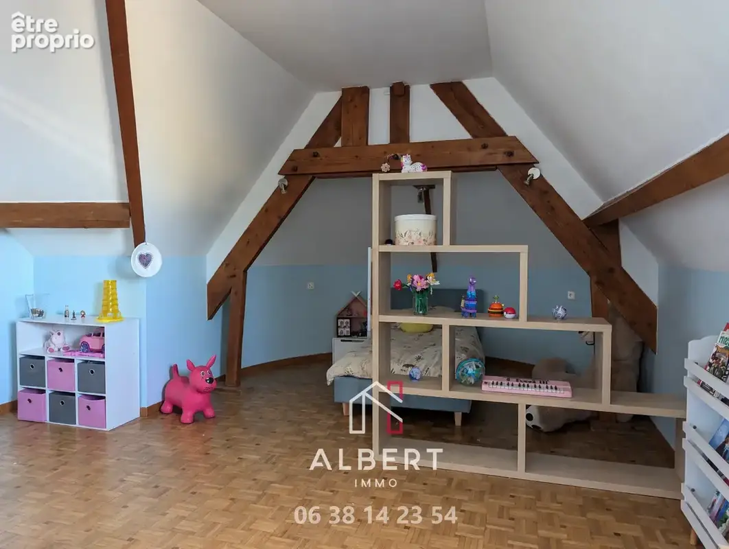 Corzé - Maison pleine de charme de 145 m2   4 chambres   Sous-sol complet et très belle parcelle - photo 15