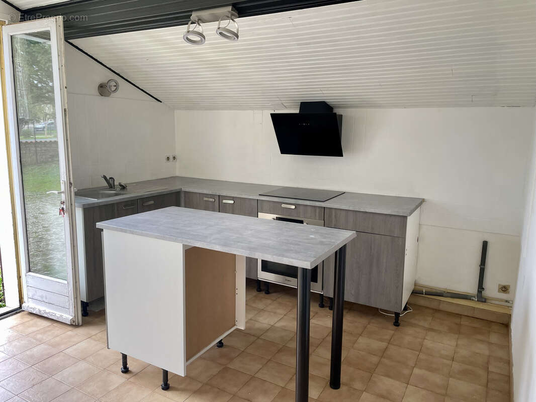 Maison à SAINT-PORCHAIRE