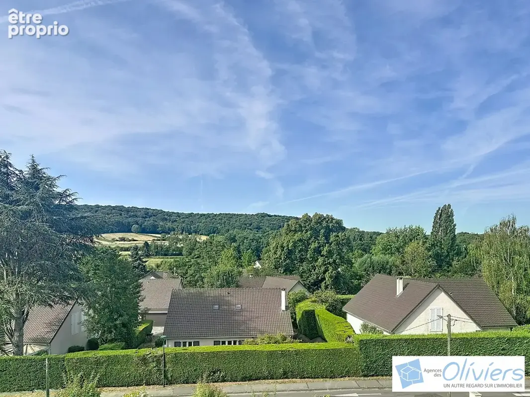 Appartement 4 pièces 78 m² à vendre à Chevreuse (78460) - photo 2