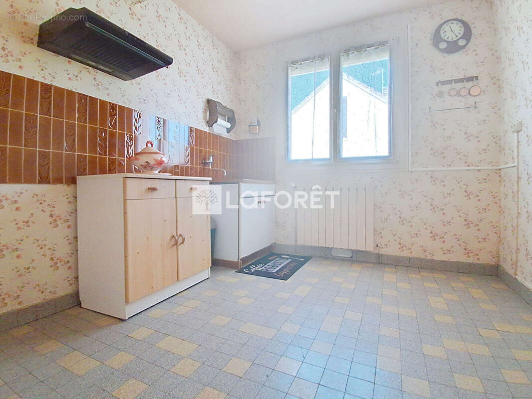 Maison à AMILLY