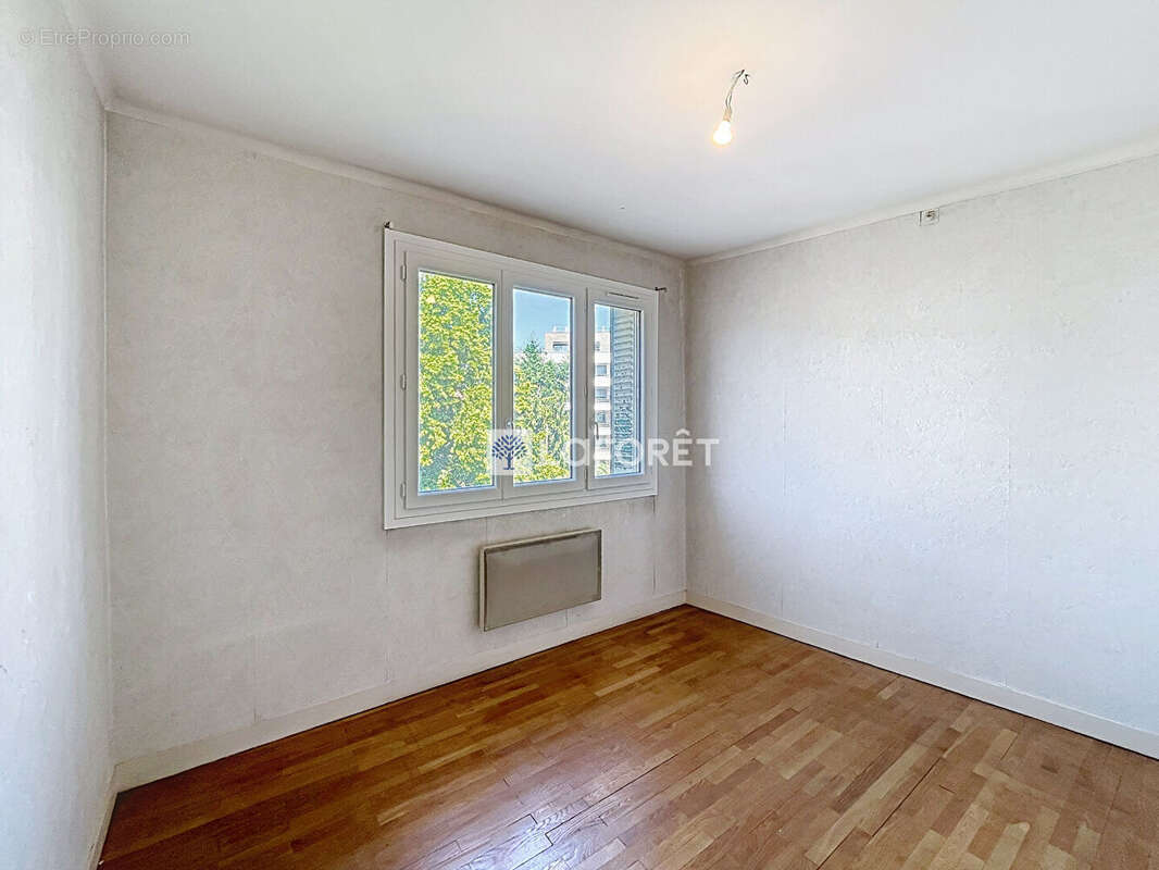 Appartement à LA TOUR-DU-PIN