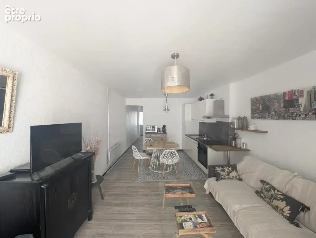 PÉZENAS CENTRE — Appartement traversant - photo 4
