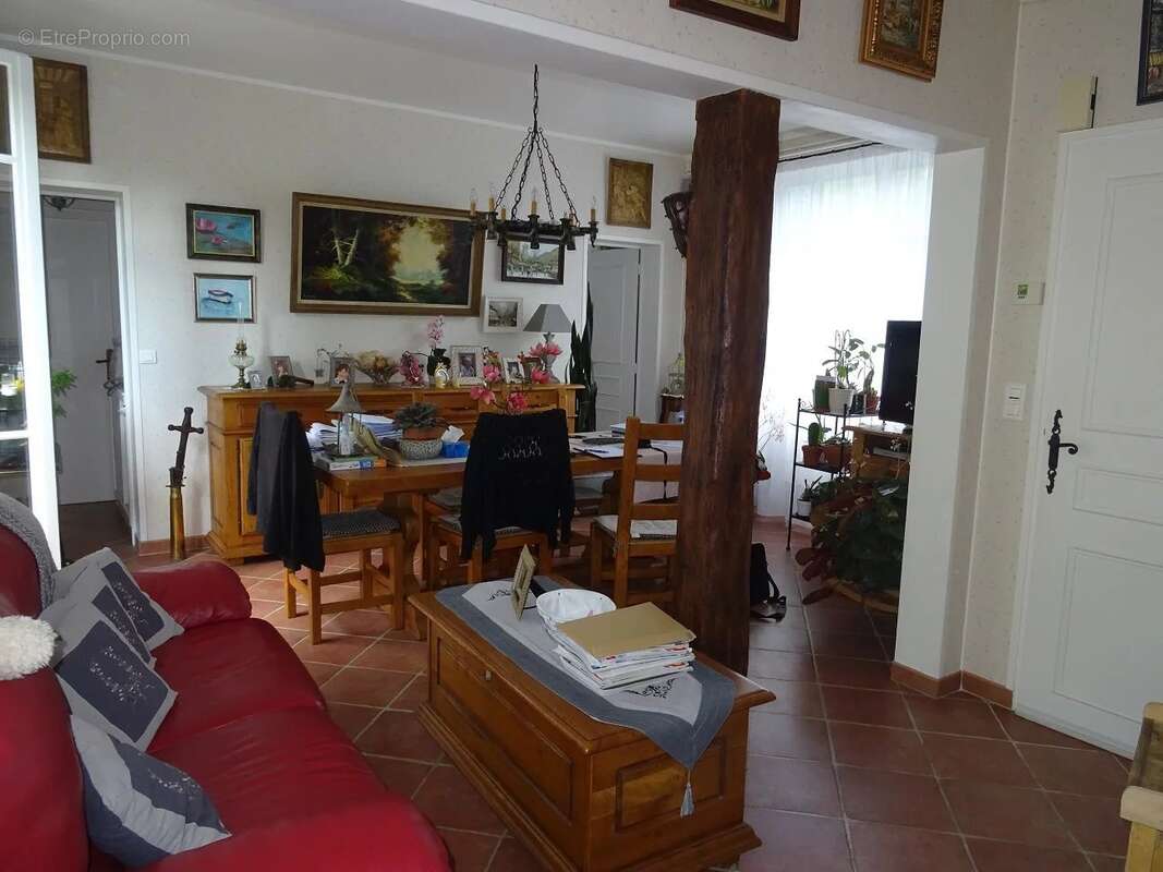 Appartement à BOURRON-MARLOTTE