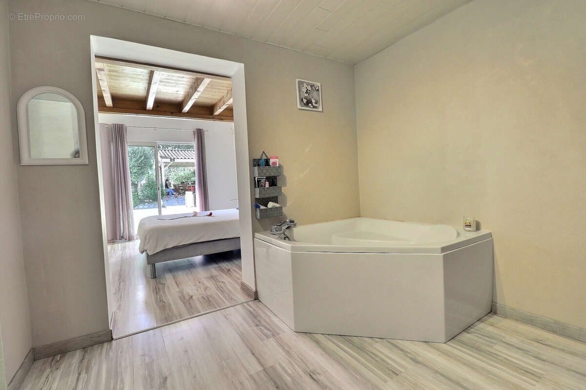 Maison 8 pièces - photo 18