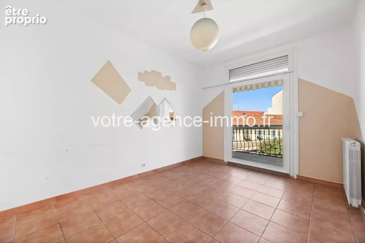 4 Pièces + terrasses - Saint Laurent du Var ville - photo 5