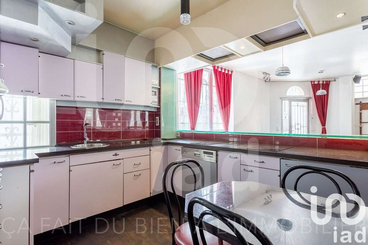 Photo 9 - Appartement à PARIS-18E