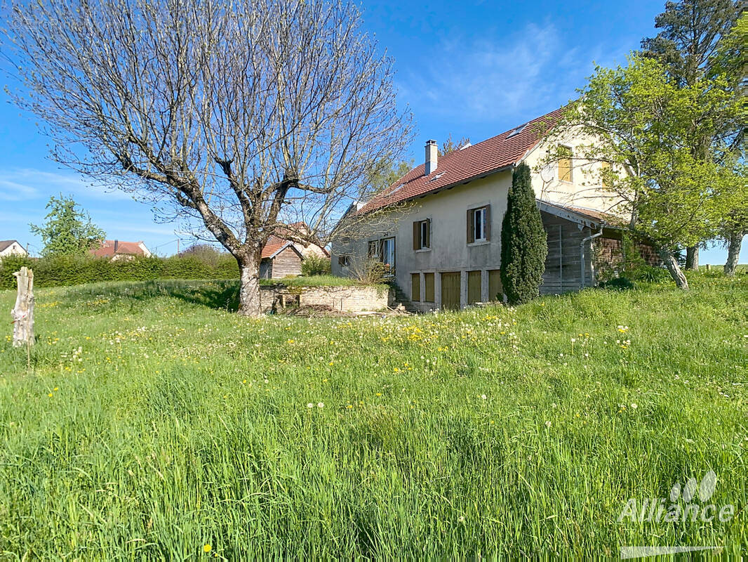 Maison à CROIX