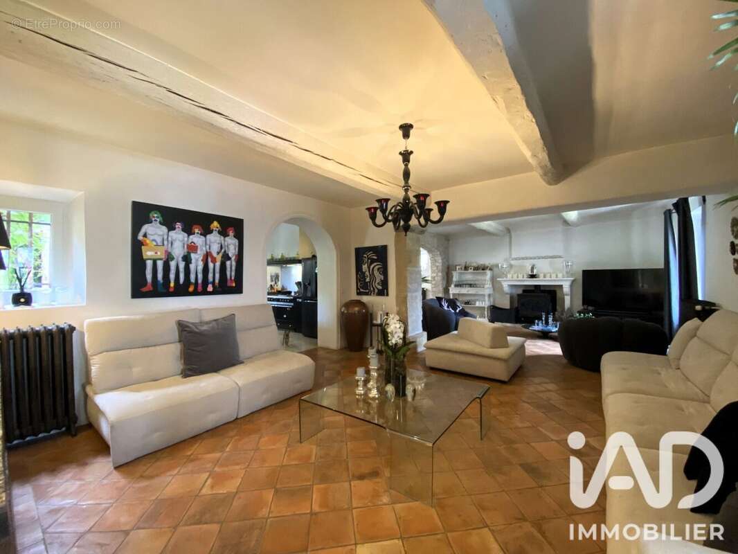 Maison 420 m² à Gordes  - photo 7