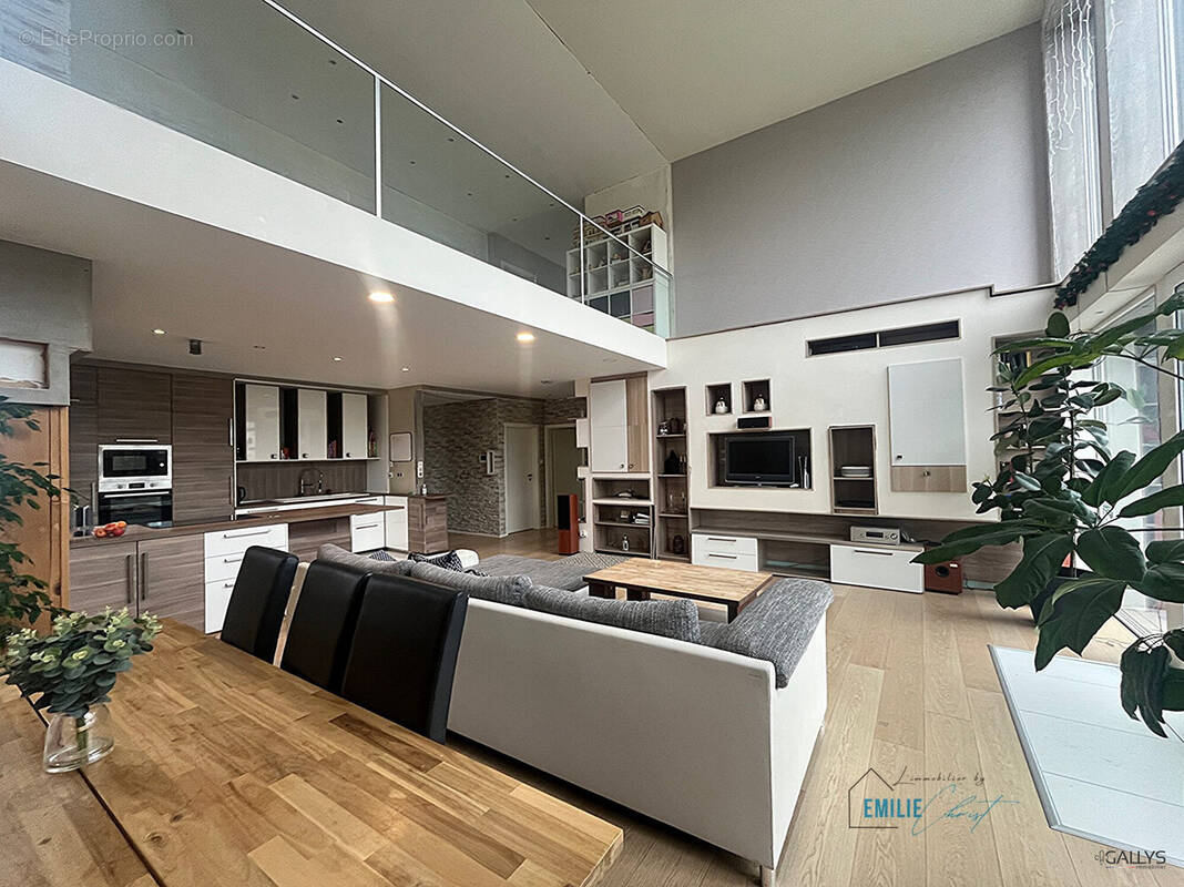 Maison à LOMMERANGE