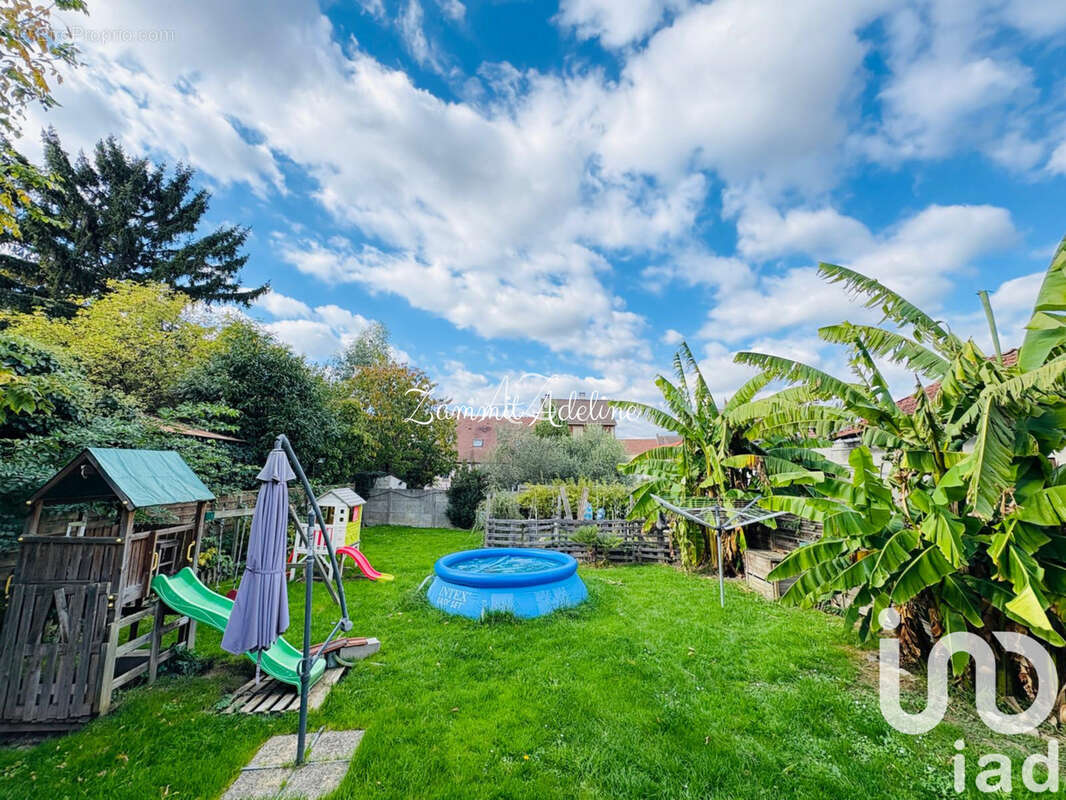 Photo 2 - Maison à LE BLANC-MESNIL