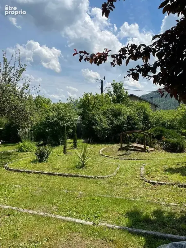 Maison d'architecte de 170m2 sur terrain paysagé de 2650 m2 constructible - photo 9