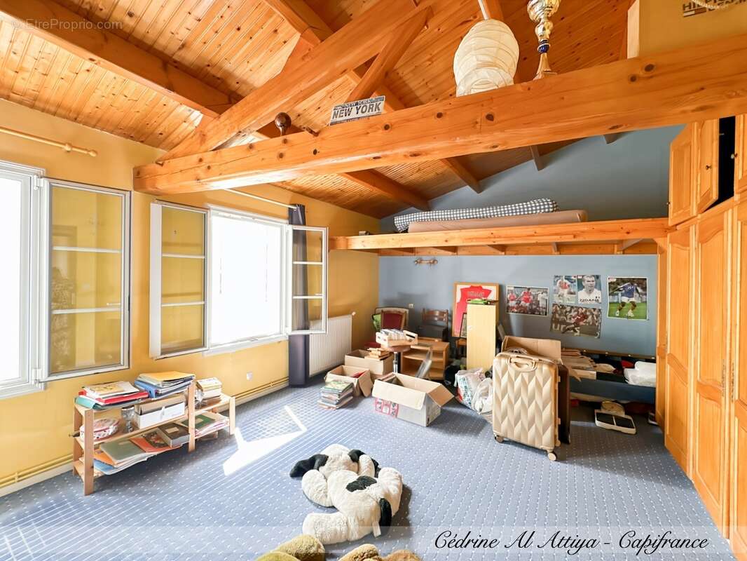 Propriété à vendre 318m2 habitables, 11 pièces, 7 chambres, parcelle de 1700m2 environ, jardin, garage, piscine, dépendances - photo 29