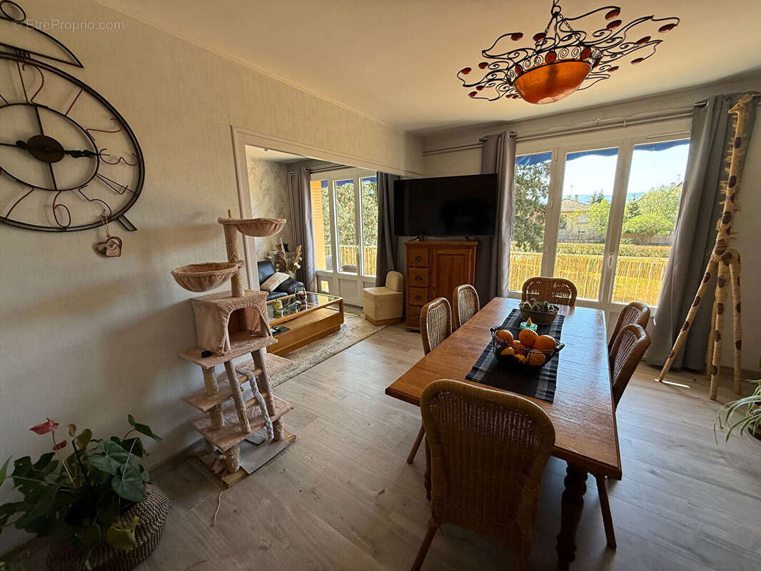 Appartement à RIORGES