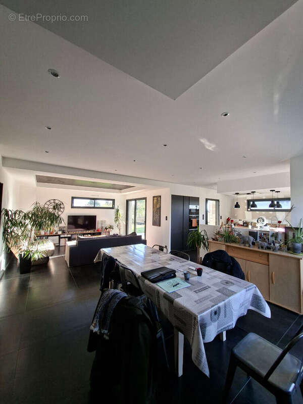 Maison à SAINTE-COLOMBE