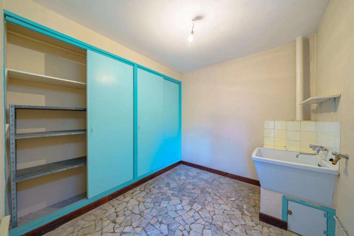 Appartement à MARSEILLE-15E