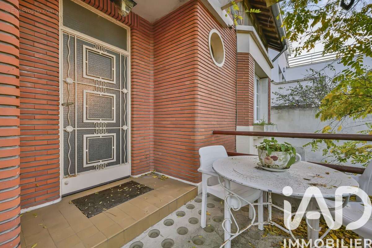 Photo 3 - Maison à VILLE-D&#039;AVRAY