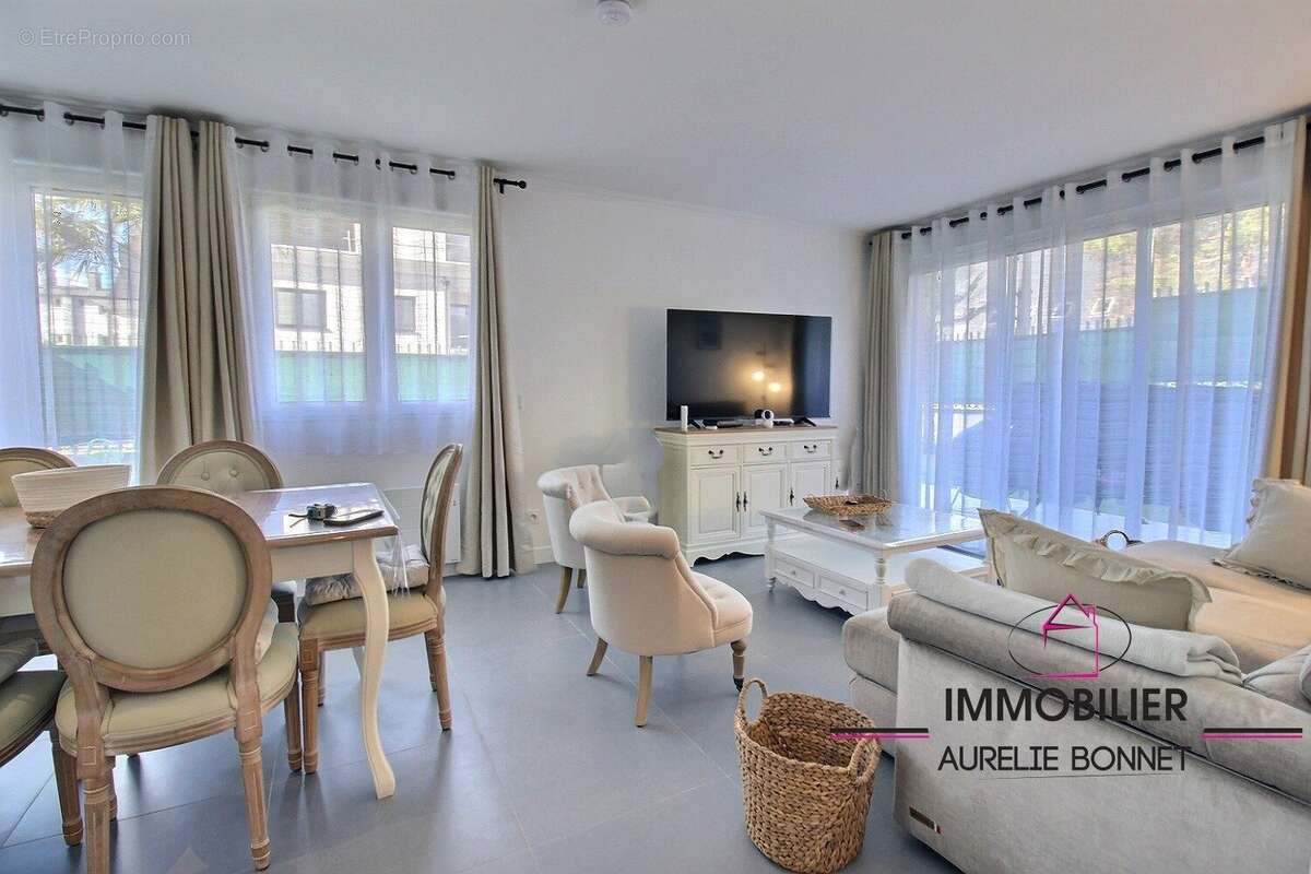 Appartement à TROUVILLE-SUR-MER