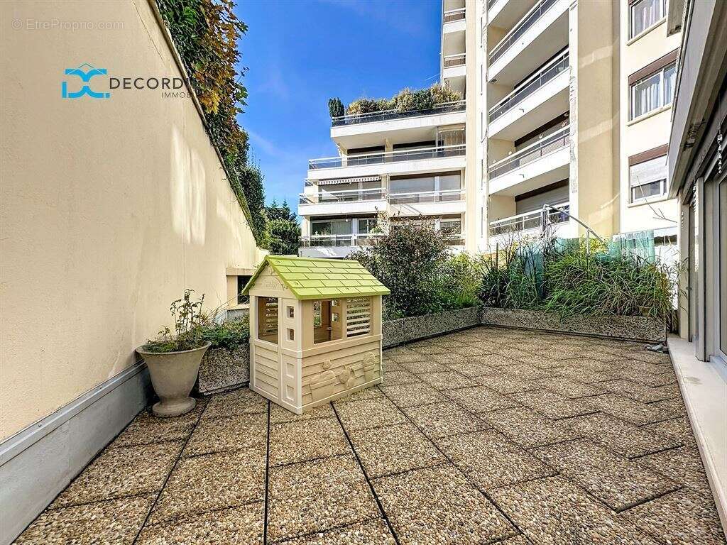 Appartement à EVIAN-LES-BAINS