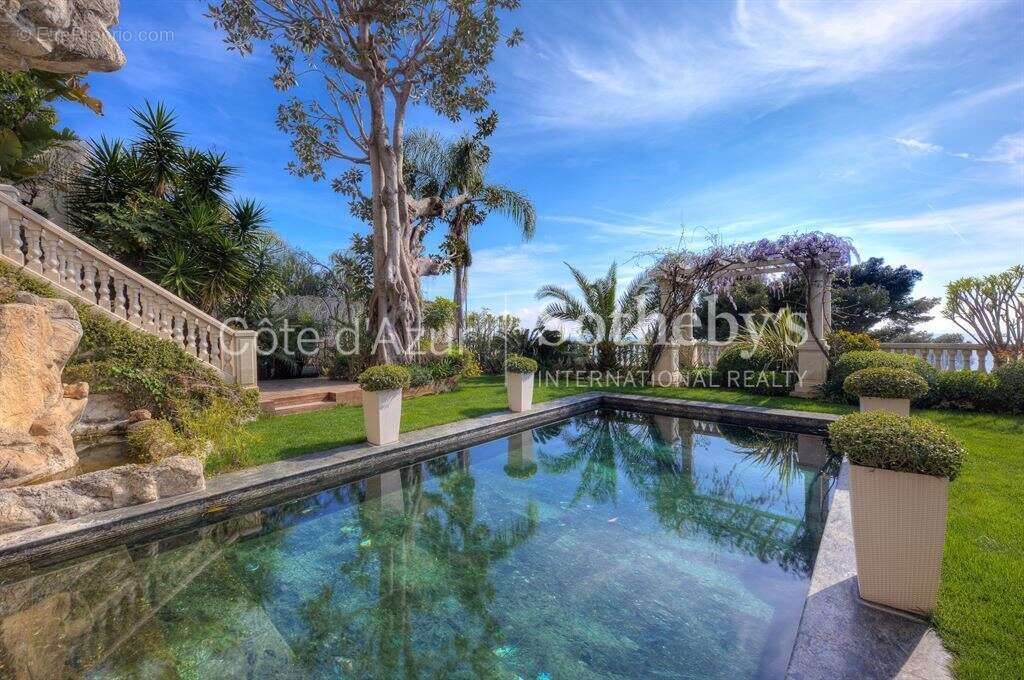 Maison à ROQUEBRUNE-CAP-MARTIN