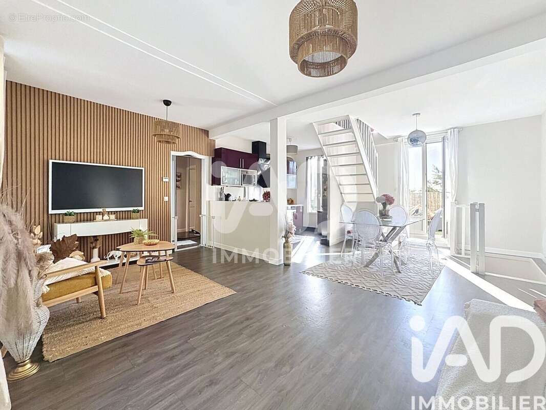 Photo 2 - Maison à VILLENEUVE-SAINT-GEORGES