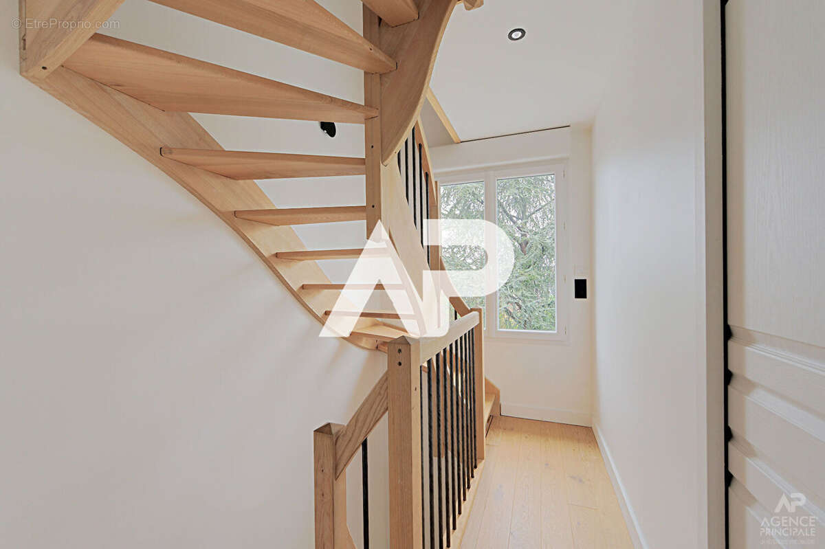 Maison à RUEIL-MALMAISON