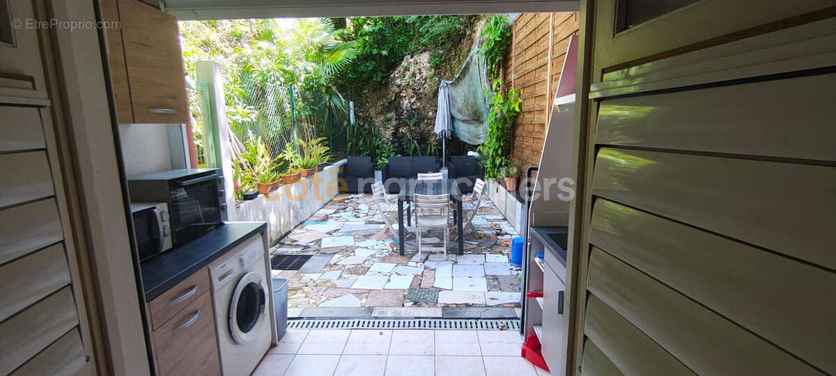 Appartement à LE GOSIER