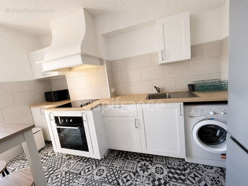 Appartement à MARSEILLE-5E