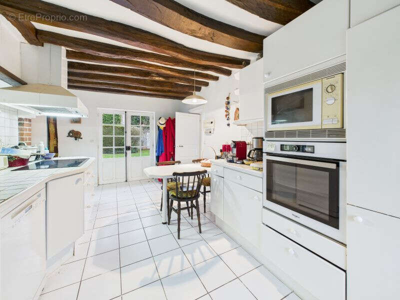 Maison à FAVEROLLES