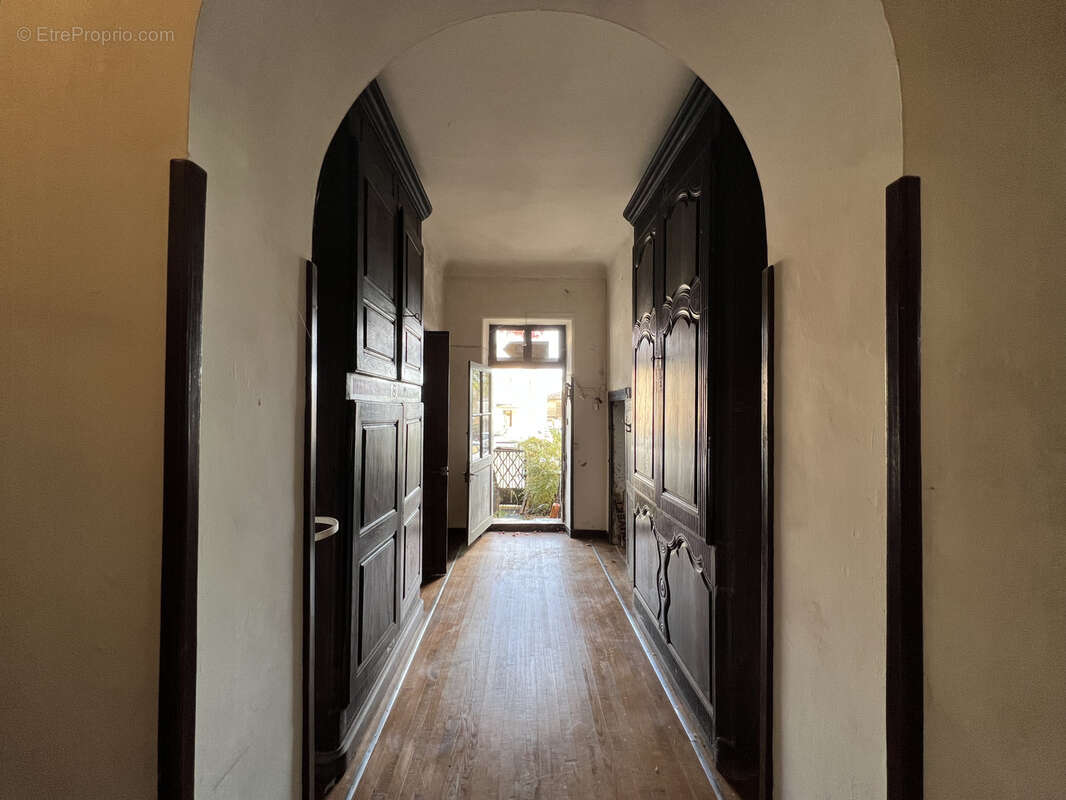 Estang coeur de ville - Maison en Pierre 7 Chambres avec jardin - photo 4
