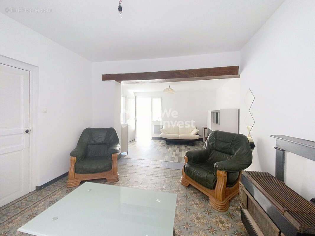 Maison à AULNOYE-AYMERIES