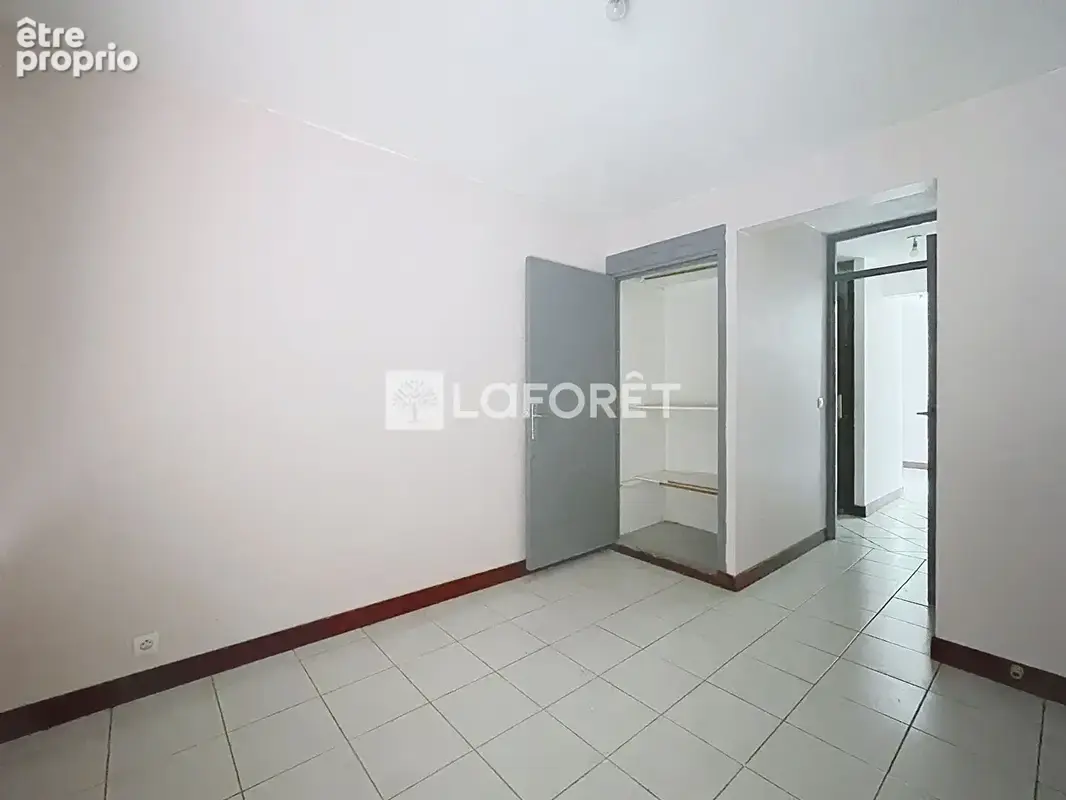 Appartement Pointe A Pitre 3 pièces 65 m2 Vue dégagée - photo 5