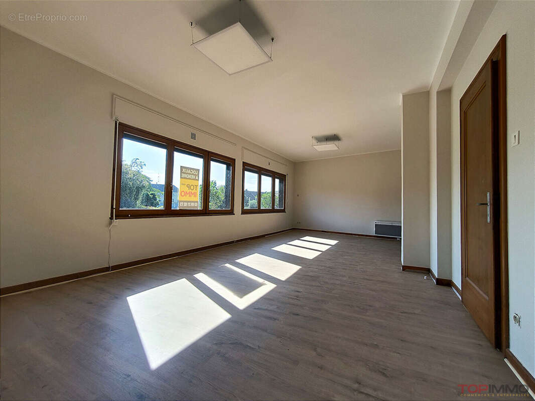 Commerce à RIBEAUVILLE