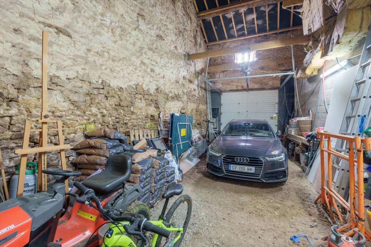 Maison à VAL-DE-MEUSE