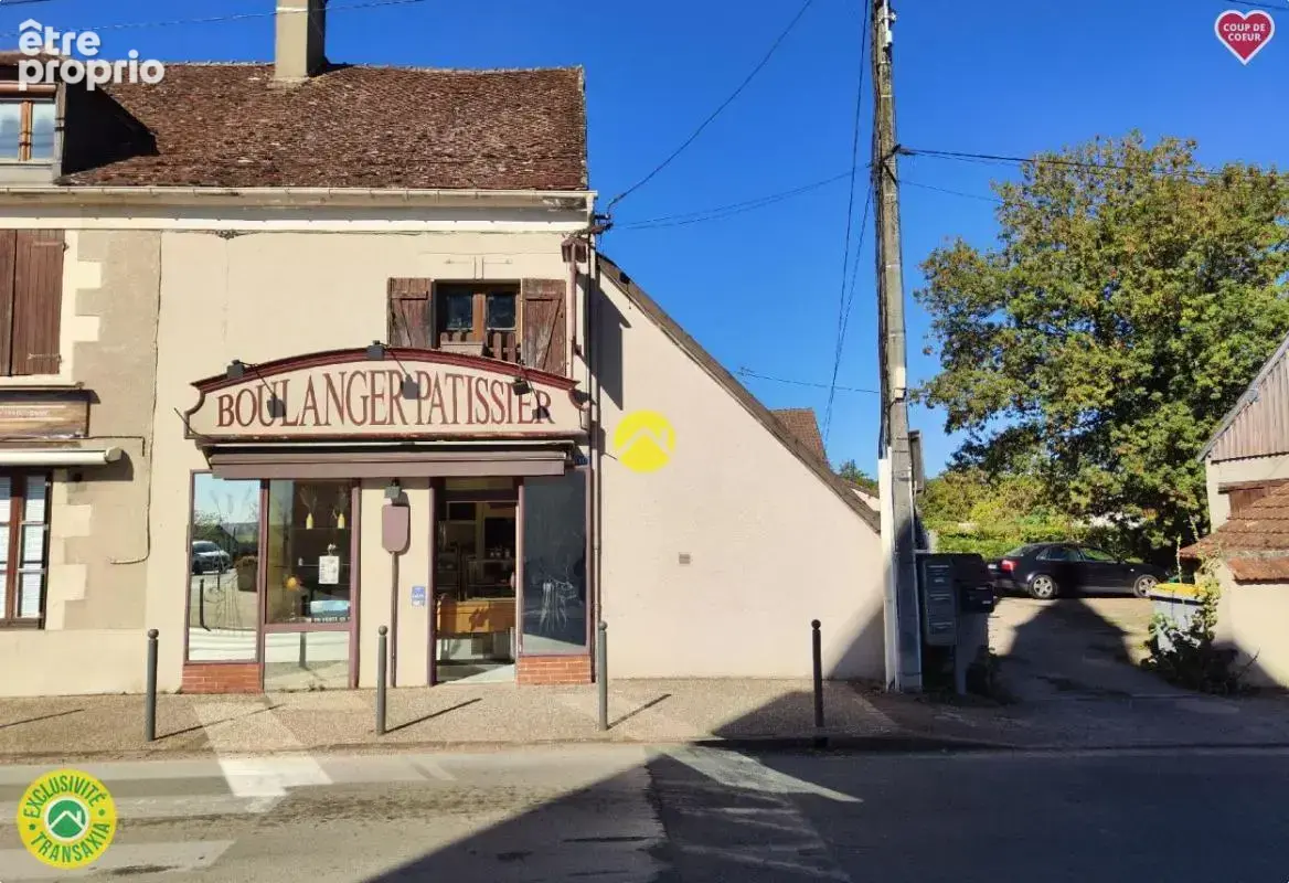 Commerce à COURS-LES-BARRES