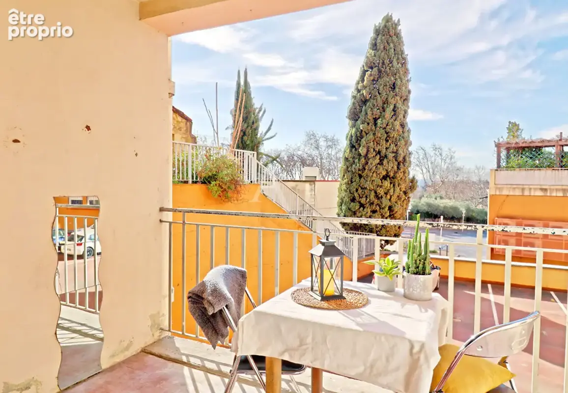 Appartement avec balcon cave et ascenseur proche centre ville - photo 3