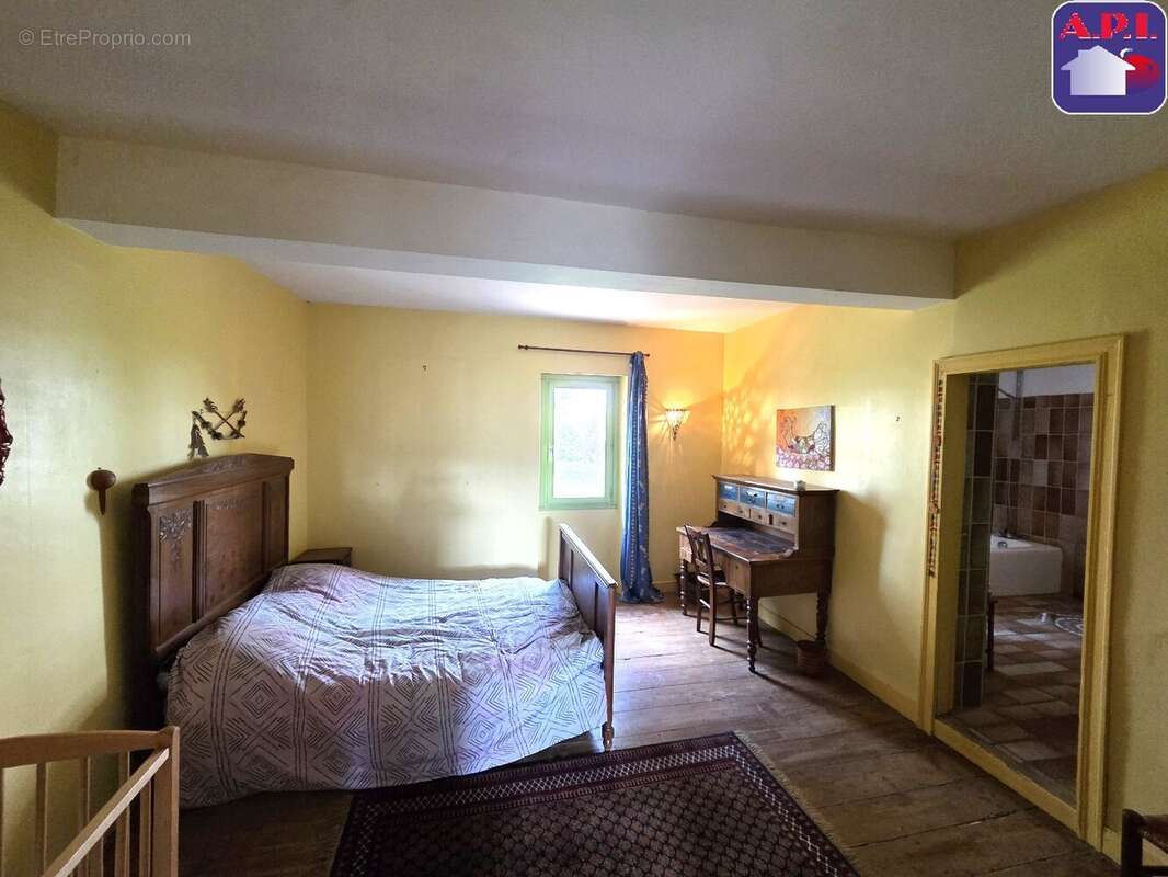 Maison 245 m² à Calmont  - photo 8