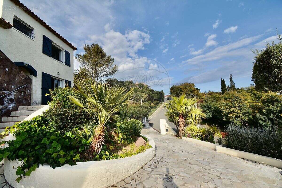 Maison à FREJUS