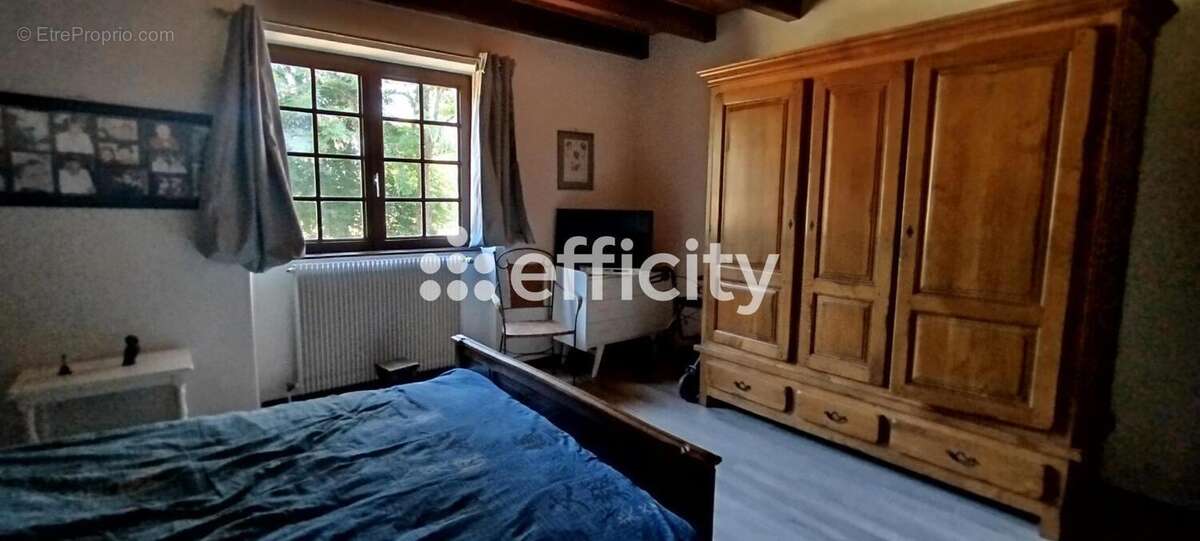 Maison 10 pièces 442 m² à vendre à Fournols (63980) - photo 6
