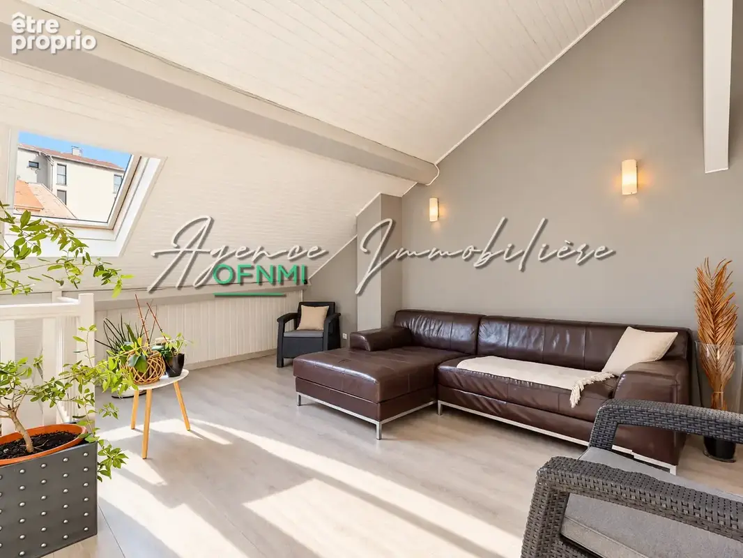 Loft Atypique en duplex avec Garage - photo 12