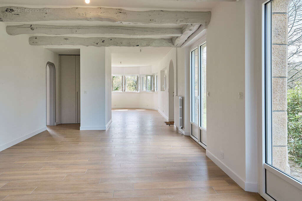 Maison à LOCOAL-MENDON