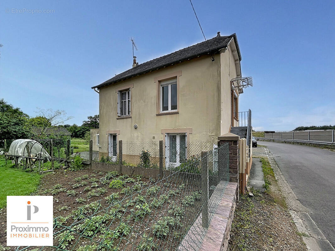 Maison à SAINT-JUST